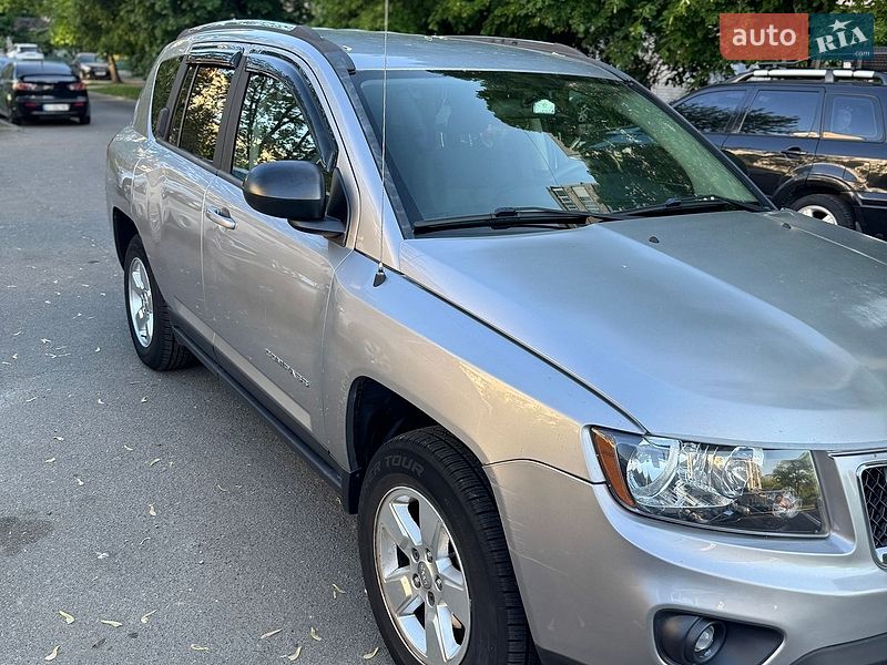 Внедорожник / Кроссовер Jeep Compass 2014 в Киеве