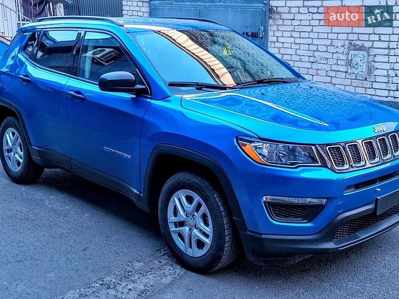 Внедорожник / Кроссовер Jeep Compass 2018 в Киеве
