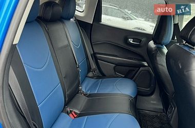 Внедорожник / Кроссовер Jeep Compass 2017 в Киеве