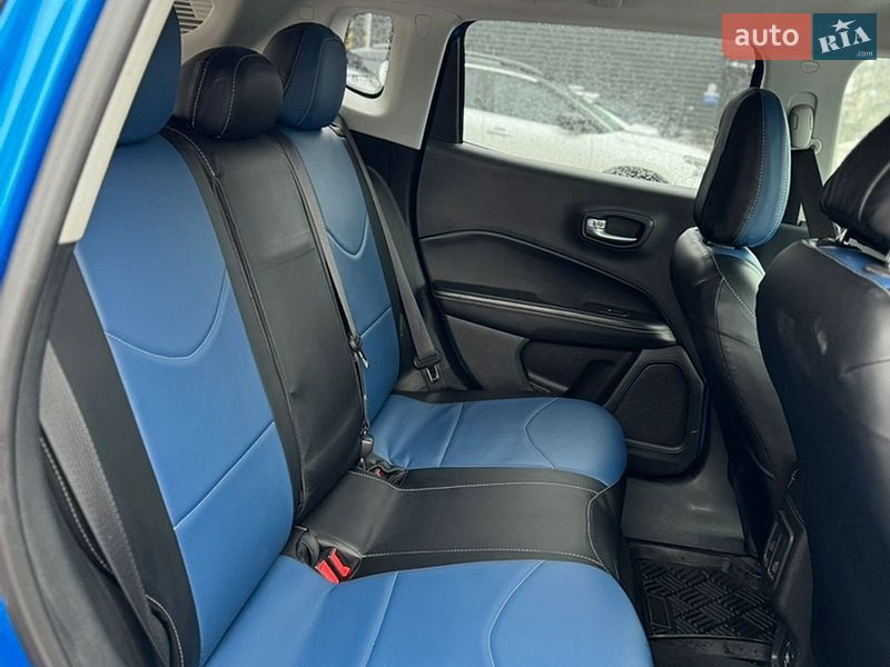 Внедорожник / Кроссовер Jeep Compass 2017 в Киеве