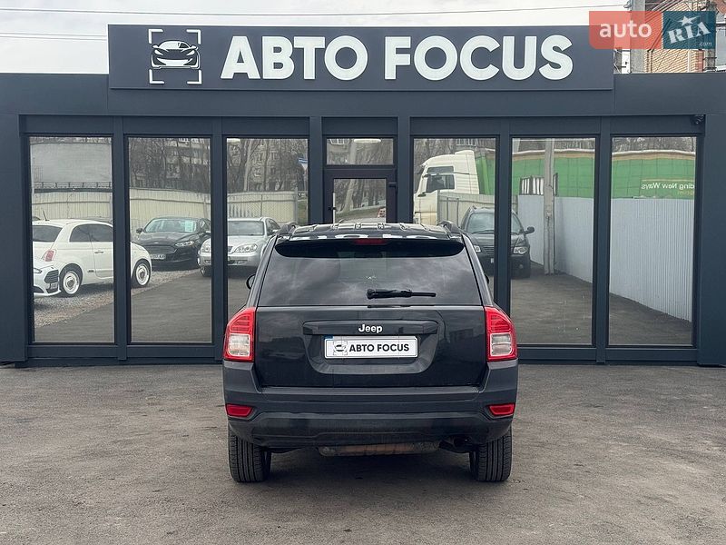 Позашляховик / Кросовер Jeep Compass 2011 в Києві