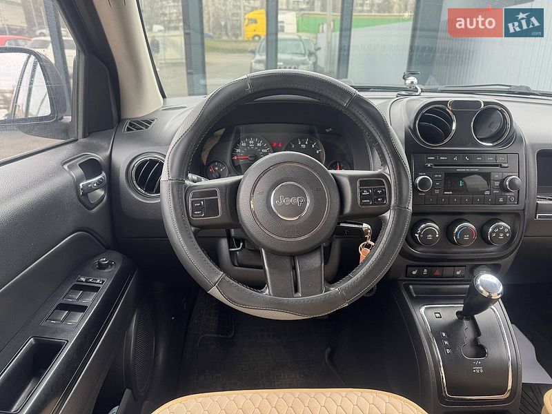 Позашляховик / Кросовер Jeep Compass 2011 в Києві