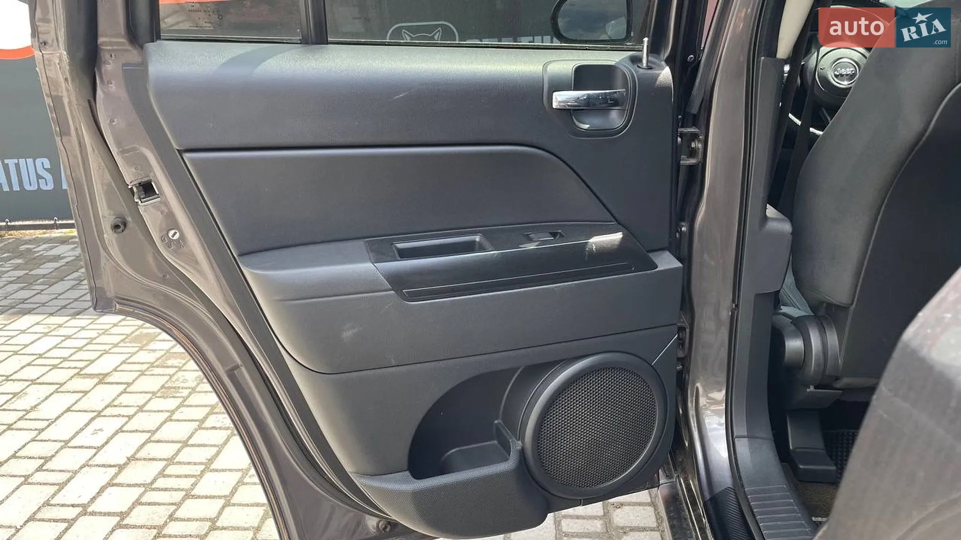 2014 Jeep Compass - мініатюра 27