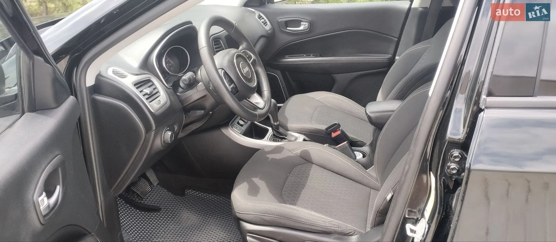 2018 Jeep Compass - мініатюра 25