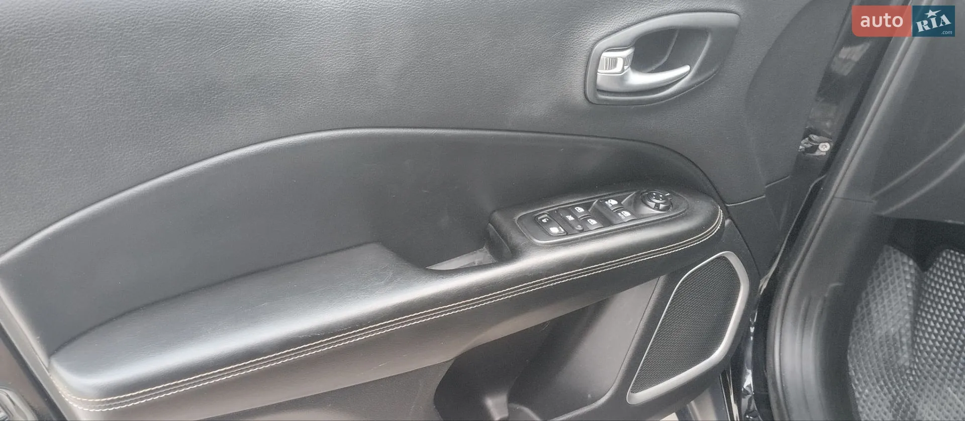 2018 Jeep Compass - мініатюра 30