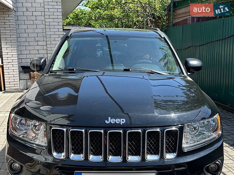 Внедорожник / Кроссовер Jeep Compass 2013 в Нежине