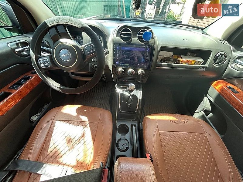 Внедорожник / Кроссовер Jeep Compass 2013 в Нежине