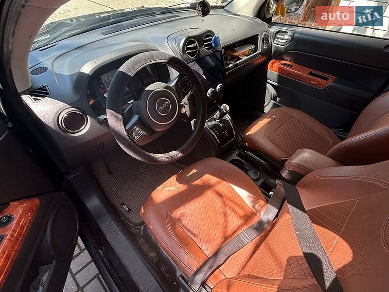 Внедорожник / Кроссовер Jeep Compass 2013 в Нежине