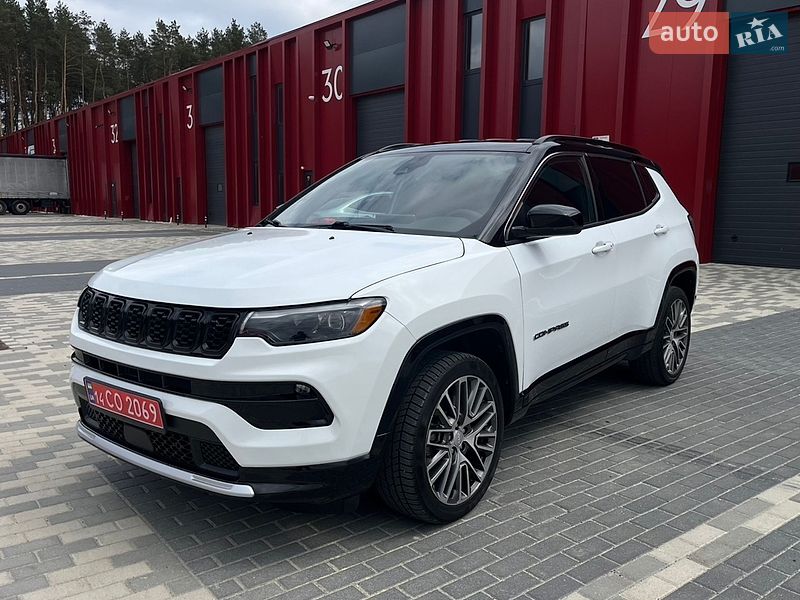 AUTO.RIA – Продажа Jeep Compass 2.0T 9АТ бу: купить Джип Компасс