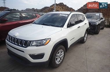 Внедорожник / Кроссовер Jeep Compass 2017 в Чернигове