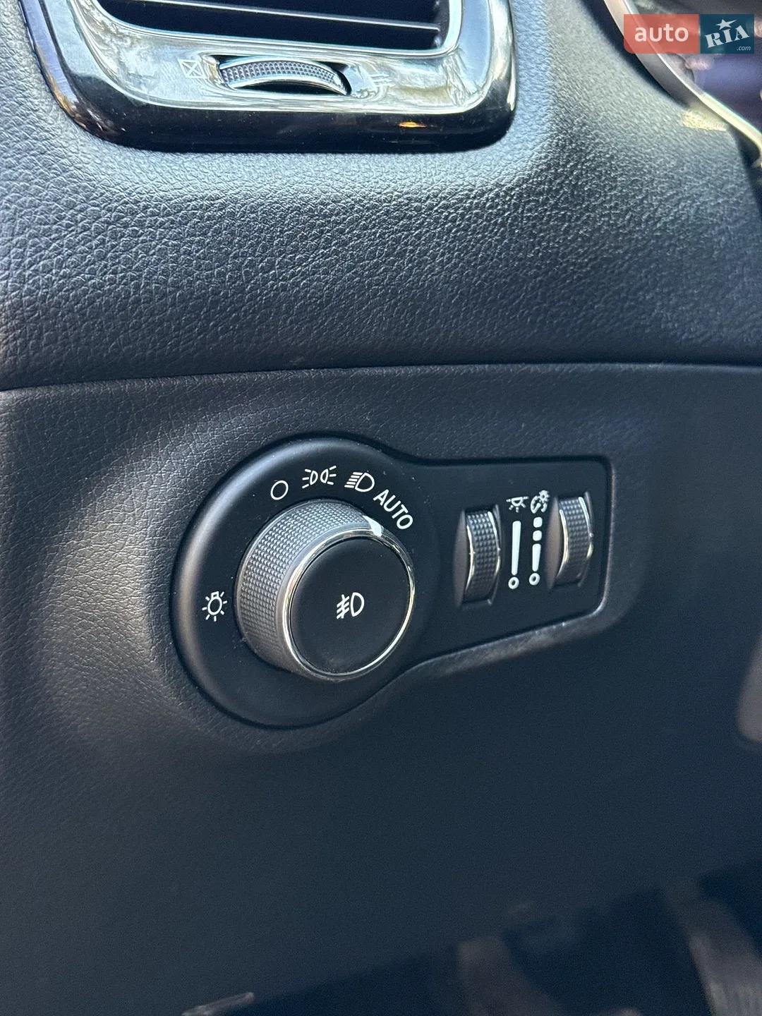 2018 Jeep Compass - мініатюра 35
