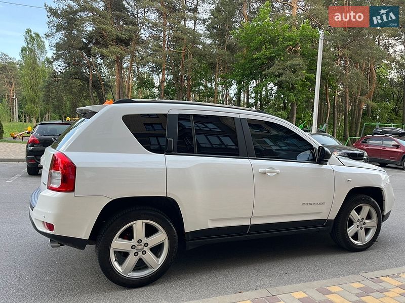 Позашляховик / Кросовер Jeep Compass 2012 в Чернігові фото 8 Позашляховик / Кросовер Jeep Compass 2012 в Чернігові