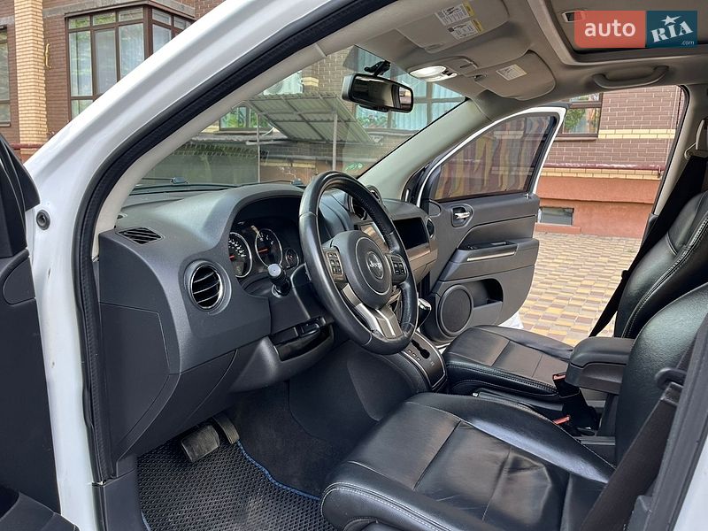 Позашляховик / Кросовер Jeep Compass 2012 в Чернігові фото 25 Позашляховик / Кросовер Jeep Compass 2012 в Чернігові