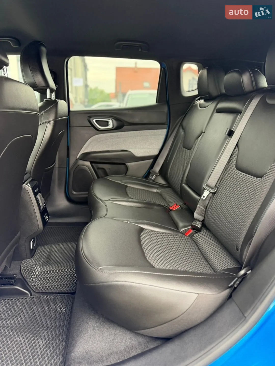 2025 Jeep Compass - мініатюра 22