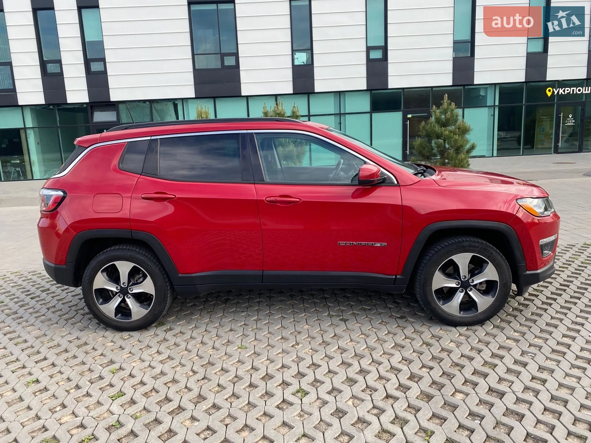 2018 Jeep Compass - мініатюра 13