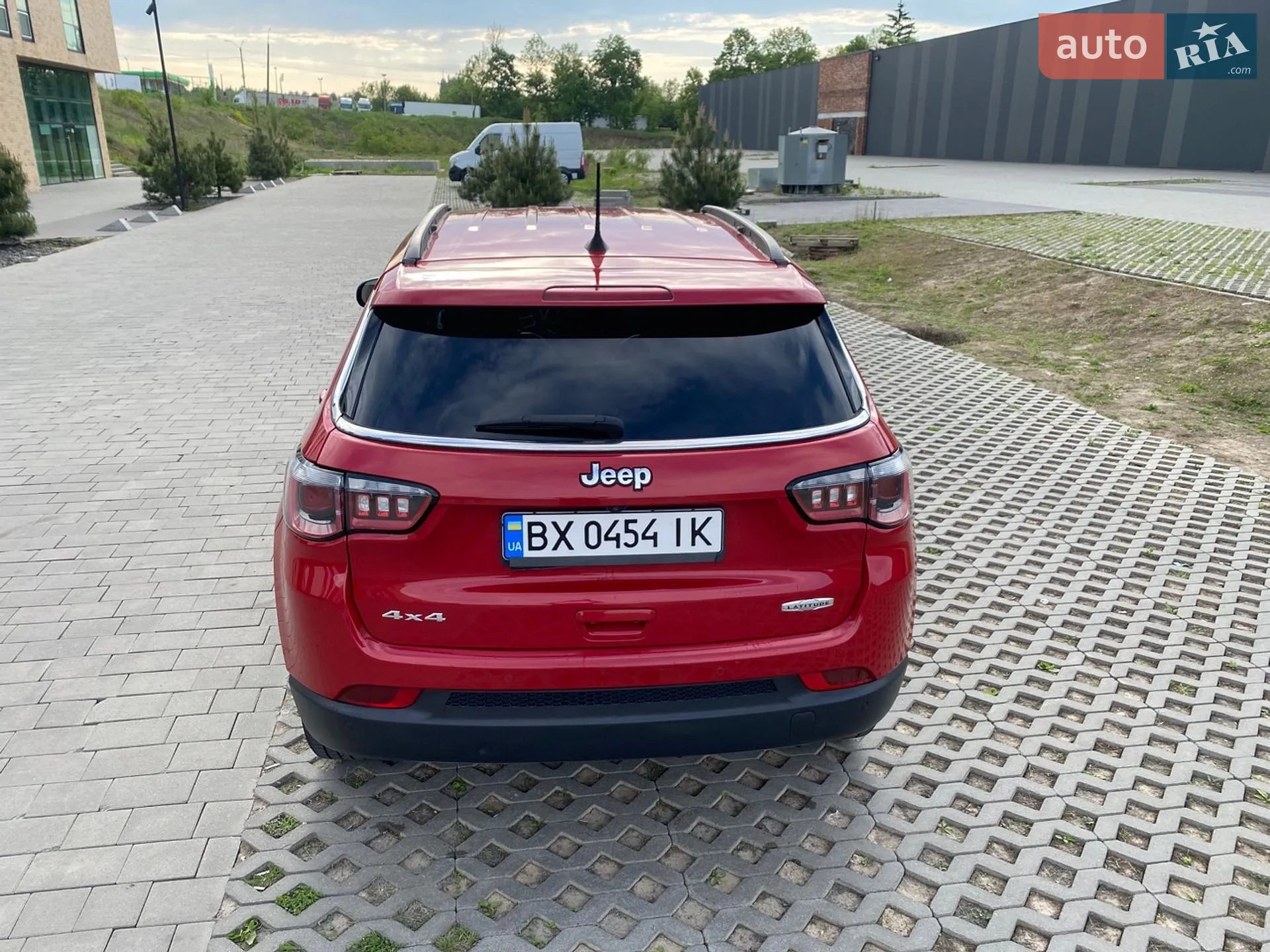 2018 Jeep Compass - мініатюра 17