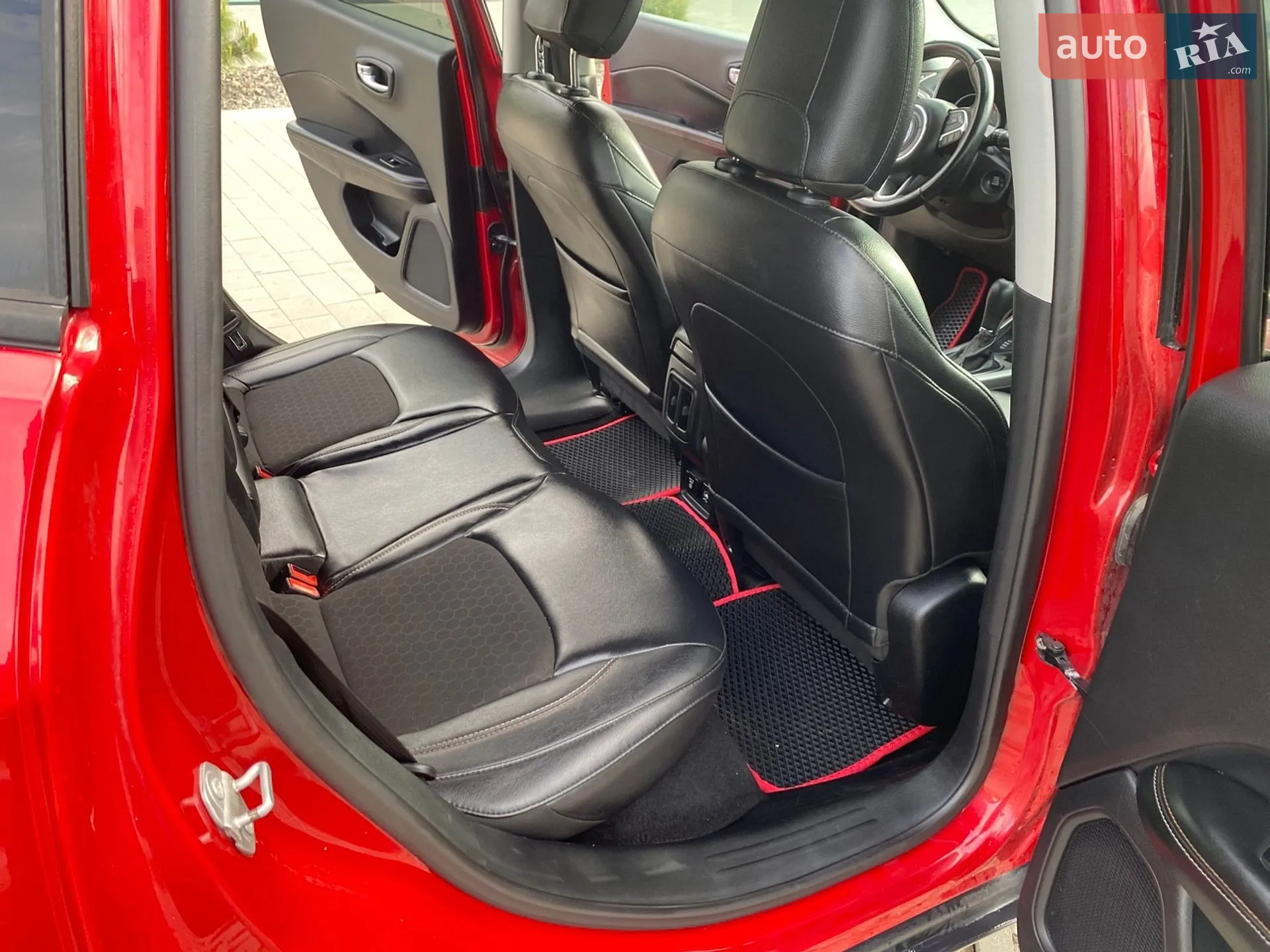 2018 Jeep Compass - мініатюра 30