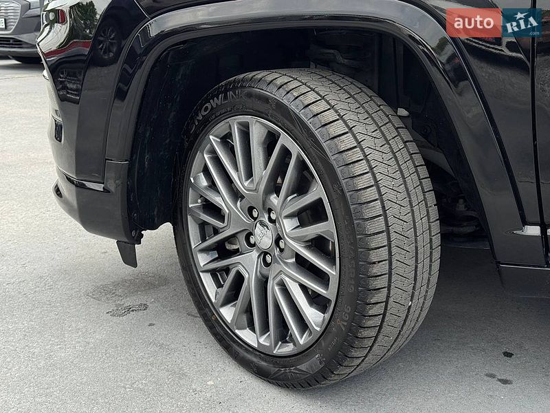 Внедорожник / Кроссовер Jeep Compass 2023 в Ровно фото 3 Внедорожник / Кроссовер Jeep Compass 2023 в Ровно