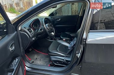 Внедорожник / Кроссовер Jeep Compass 2018 в Киеве