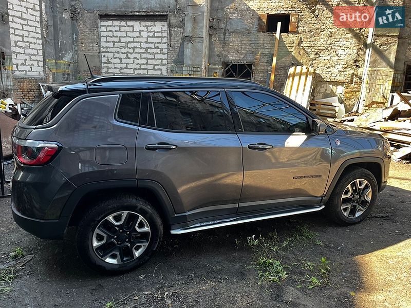 Внедорожник / Кроссовер Jeep Compass 2018 в Киеве