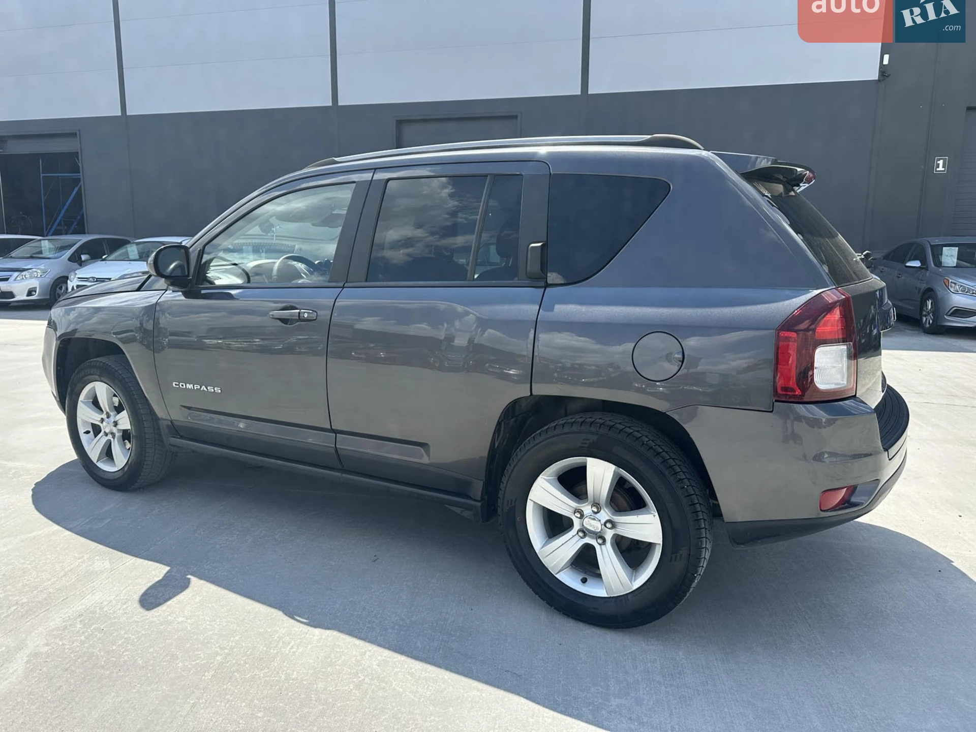 2016 Jeep Compass - мініатюра 5