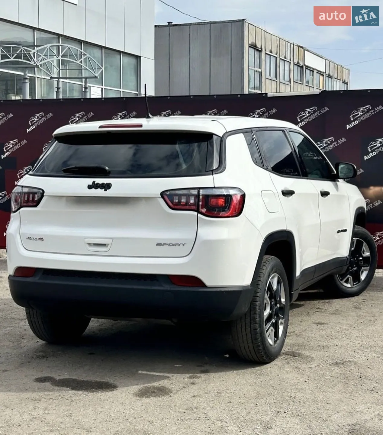 2017 Jeep Compass - мініатюра 4