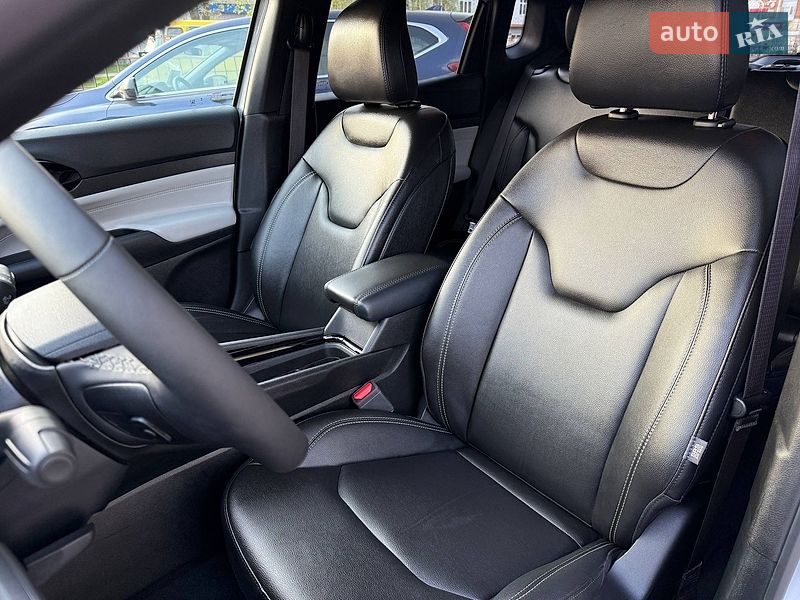 Внедорожник / Кроссовер Jeep Compass 2024 в Полтаве