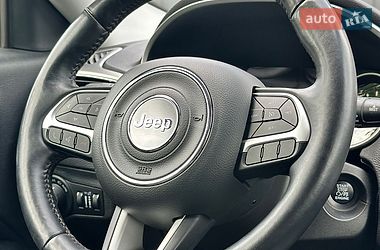 Внедорожник / Кроссовер Jeep Compass 2017 в Белогородке