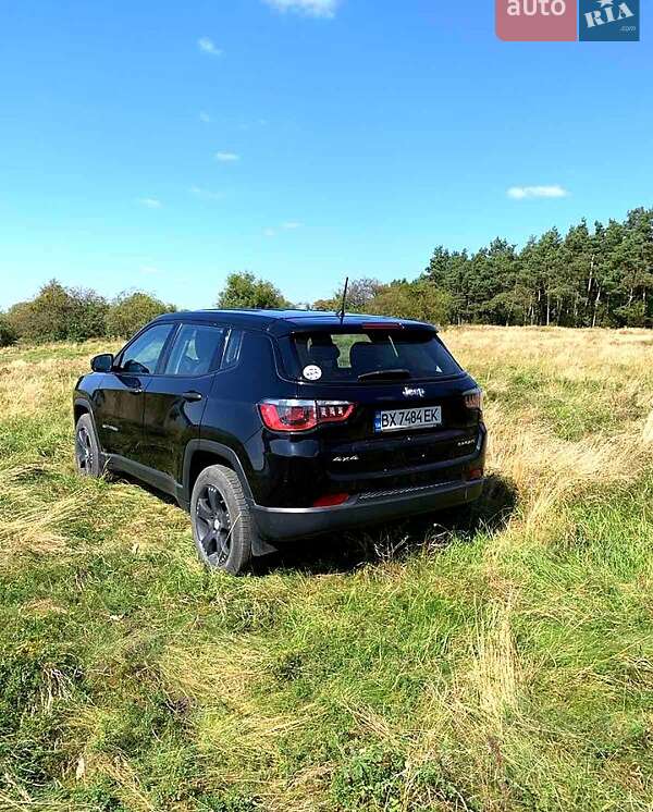 Внедорожник / Кроссовер Jeep Compass 2017 в Деражне