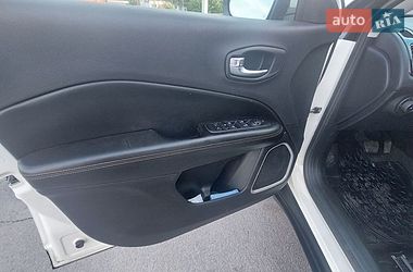 Внедорожник / Кроссовер Jeep Compass 2017 в Житомире