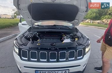 Внедорожник / Кроссовер Jeep Compass 2017 в Житомире