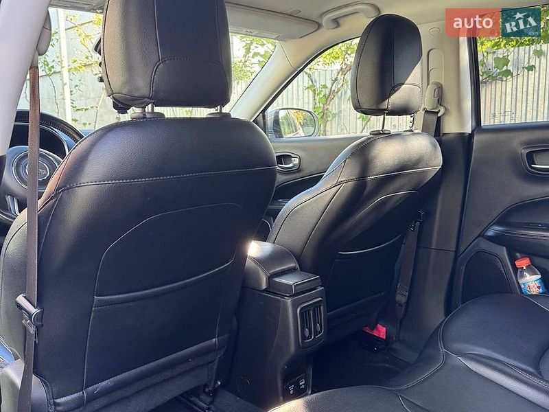 Позашляховик / Кросовер Jeep Compass 2020 в Ужгороді
