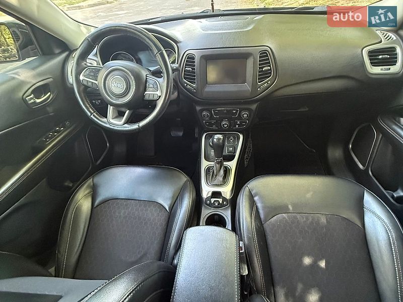 Позашляховик / Кросовер Jeep Compass 2017 в Горохові