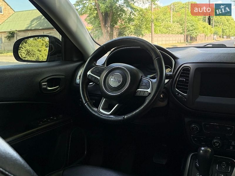 Позашляховик / Кросовер Jeep Compass 2017 в Горохові
