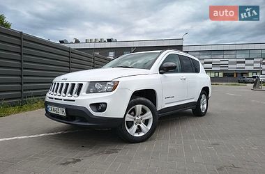 Внедорожник / Кроссовер Jeep Compass 2014 в Черкассах
