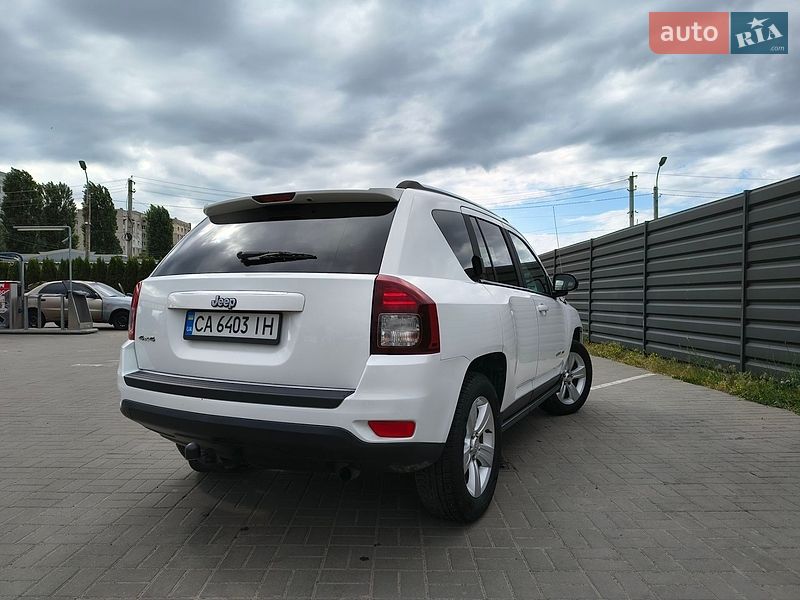 Внедорожник / Кроссовер Jeep Compass 2014 в Черкассах