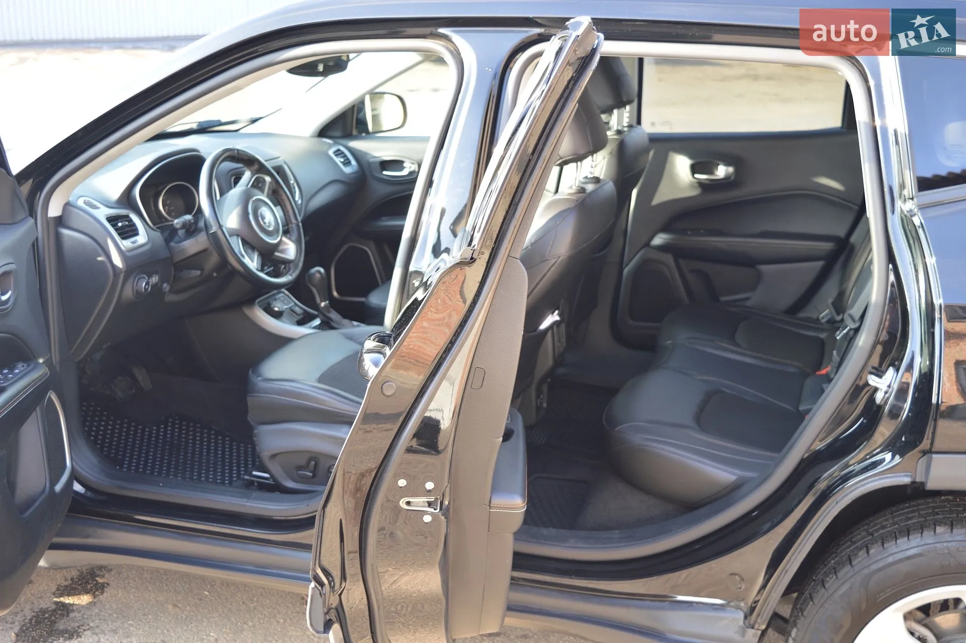 2017 Jeep Compass - мініатюра 9