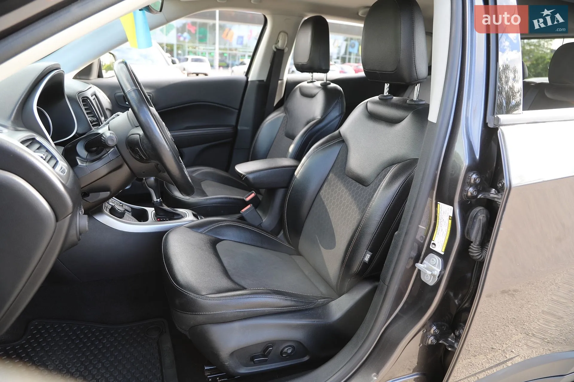 2018 Jeep Compass - мініатюра 9