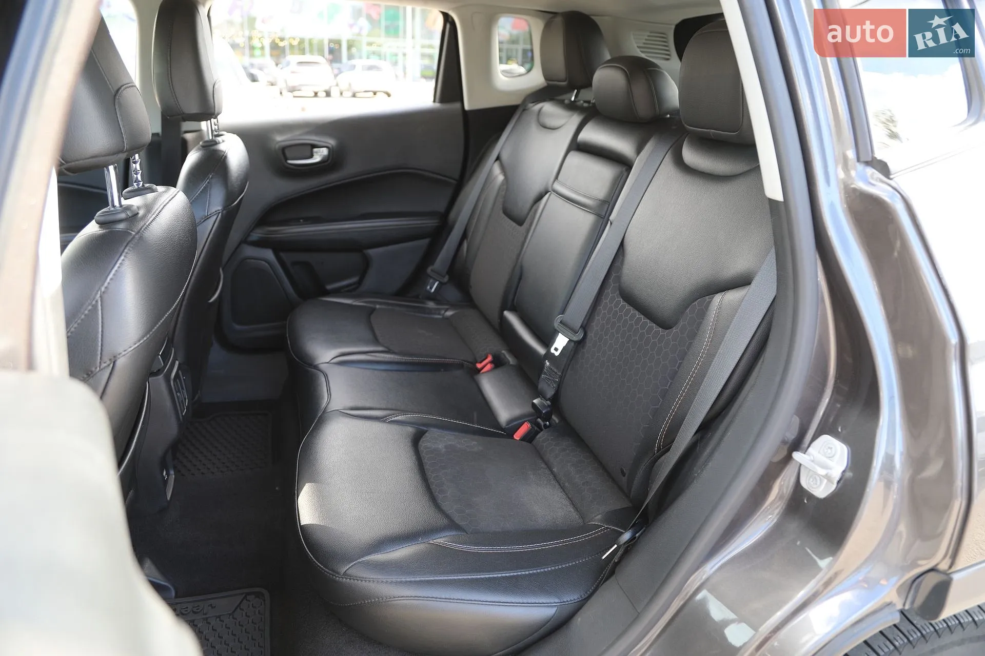 2018 Jeep Compass - мініатюра 10