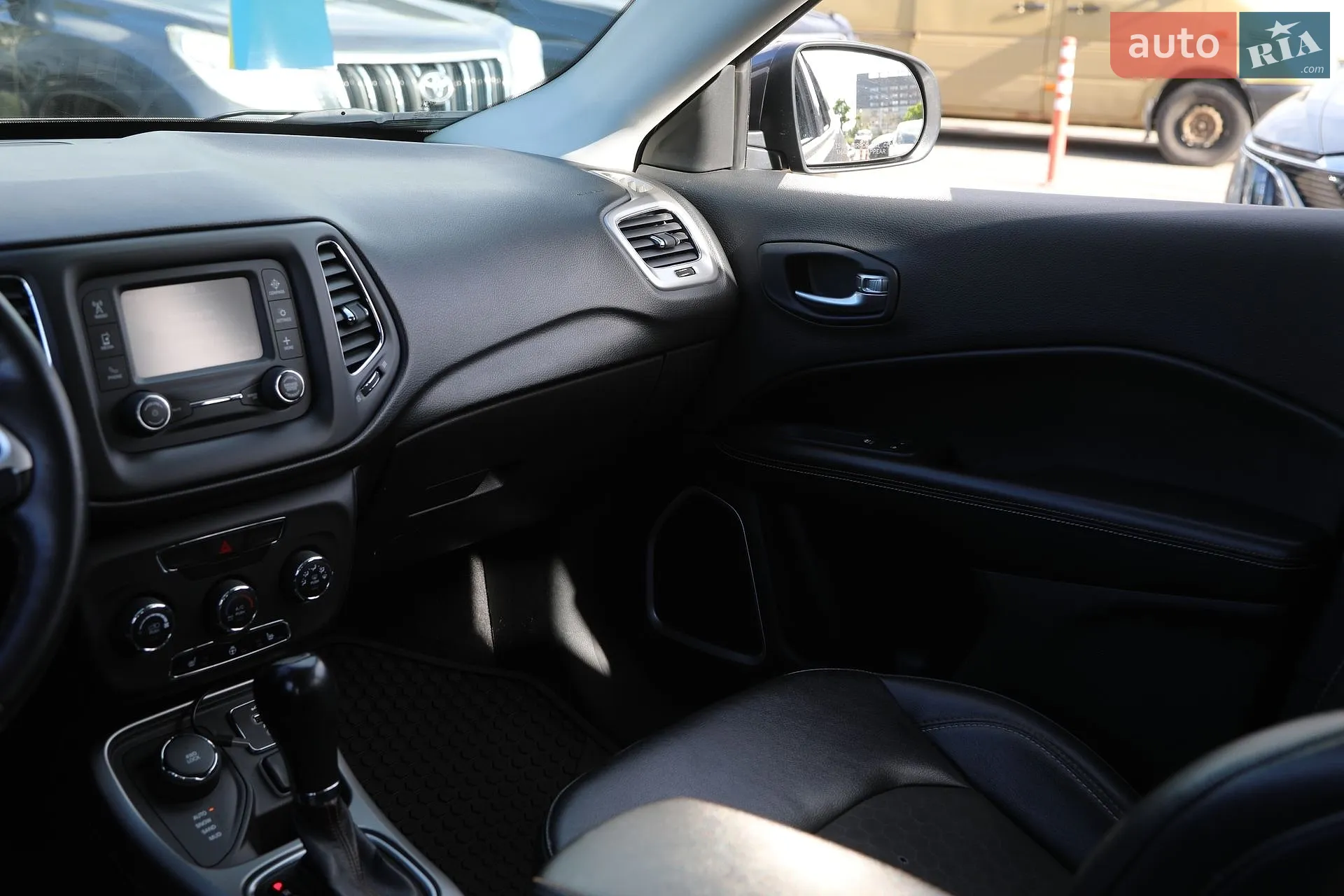 2018 Jeep Compass - мініатюра 14