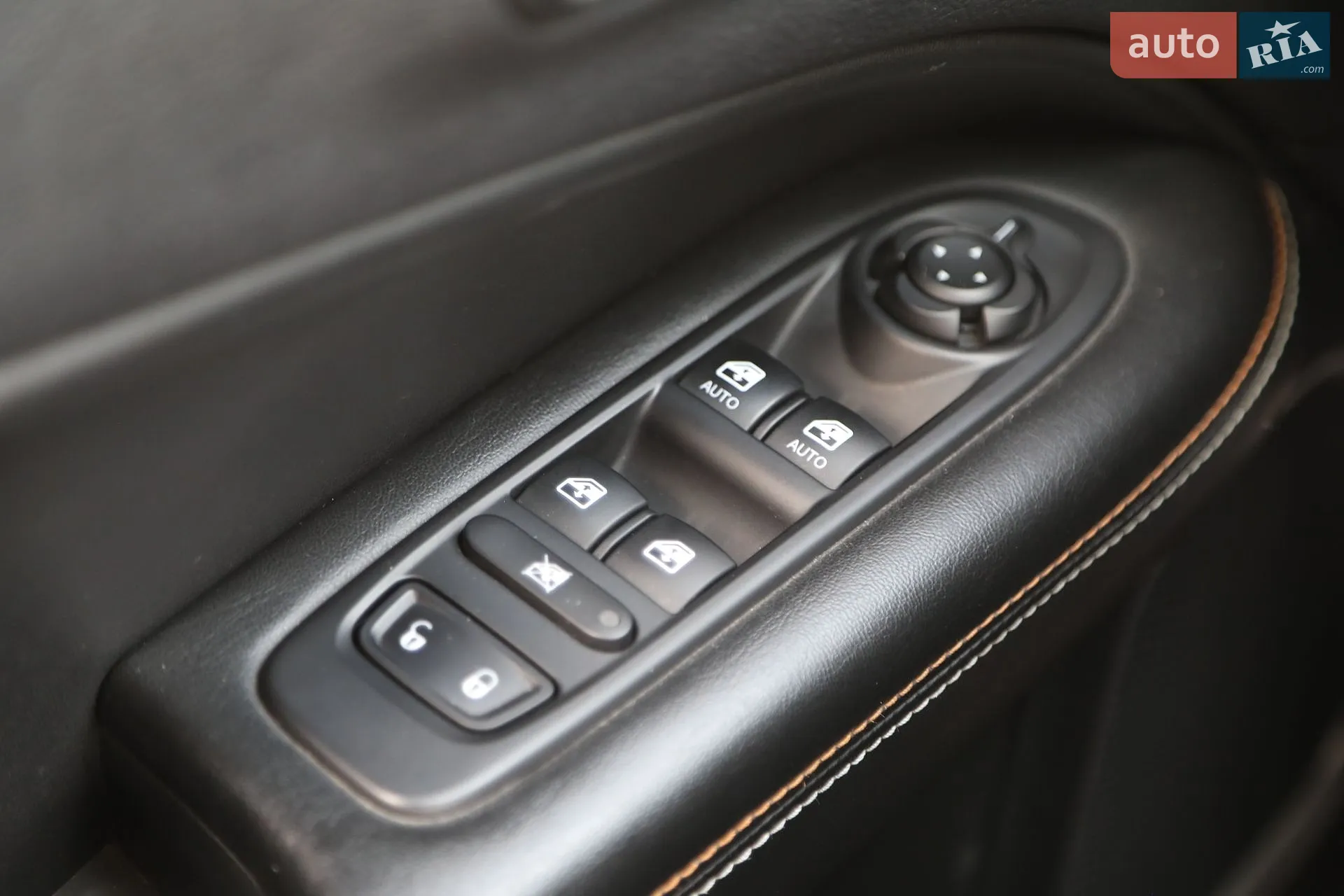 2018 Jeep Compass - мініатюра 23