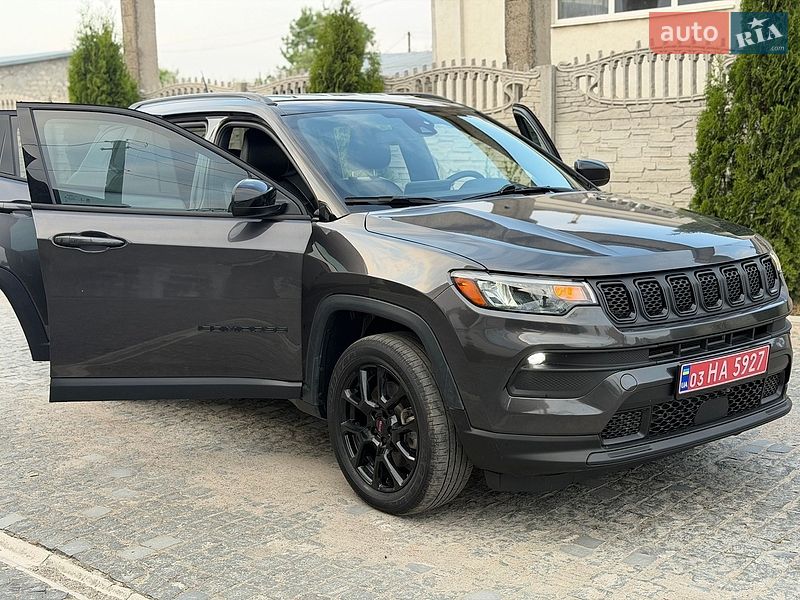 Позашляховик / Кросовер Jeep Compass 2023 в Золочеві