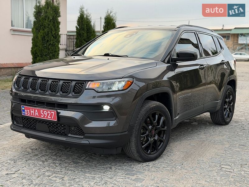 Позашляховик / Кросовер Jeep Compass 2023 в Золочеві