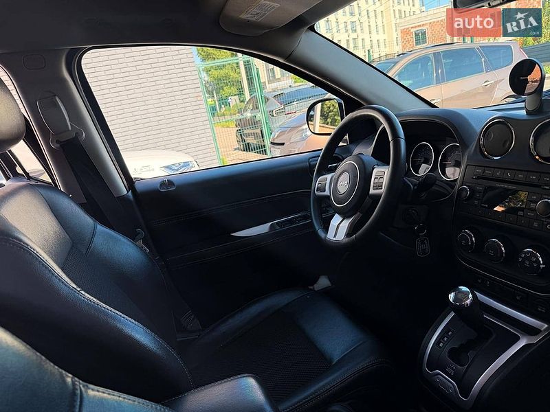 Позашляховик / Кросовер Jeep Compass 2015 в Києві