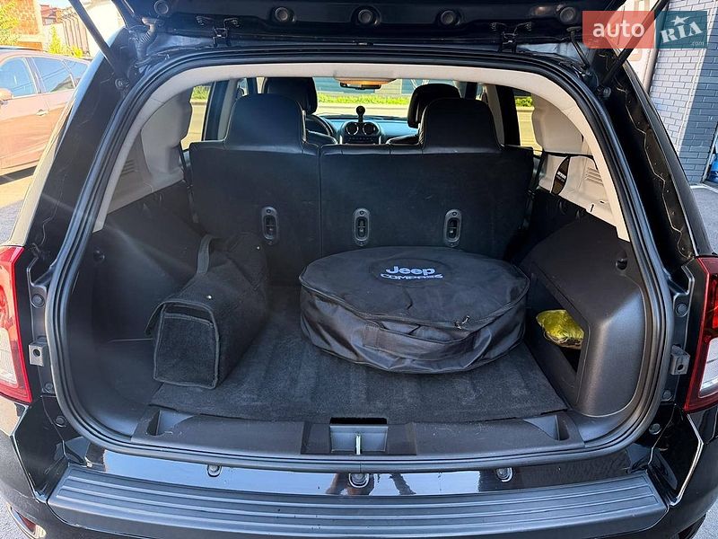Позашляховик / Кросовер Jeep Compass 2015 в Києві