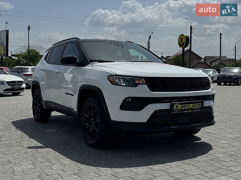 Позашляховик / Кросовер Jeep Compass 2023 в Івано-Франківську