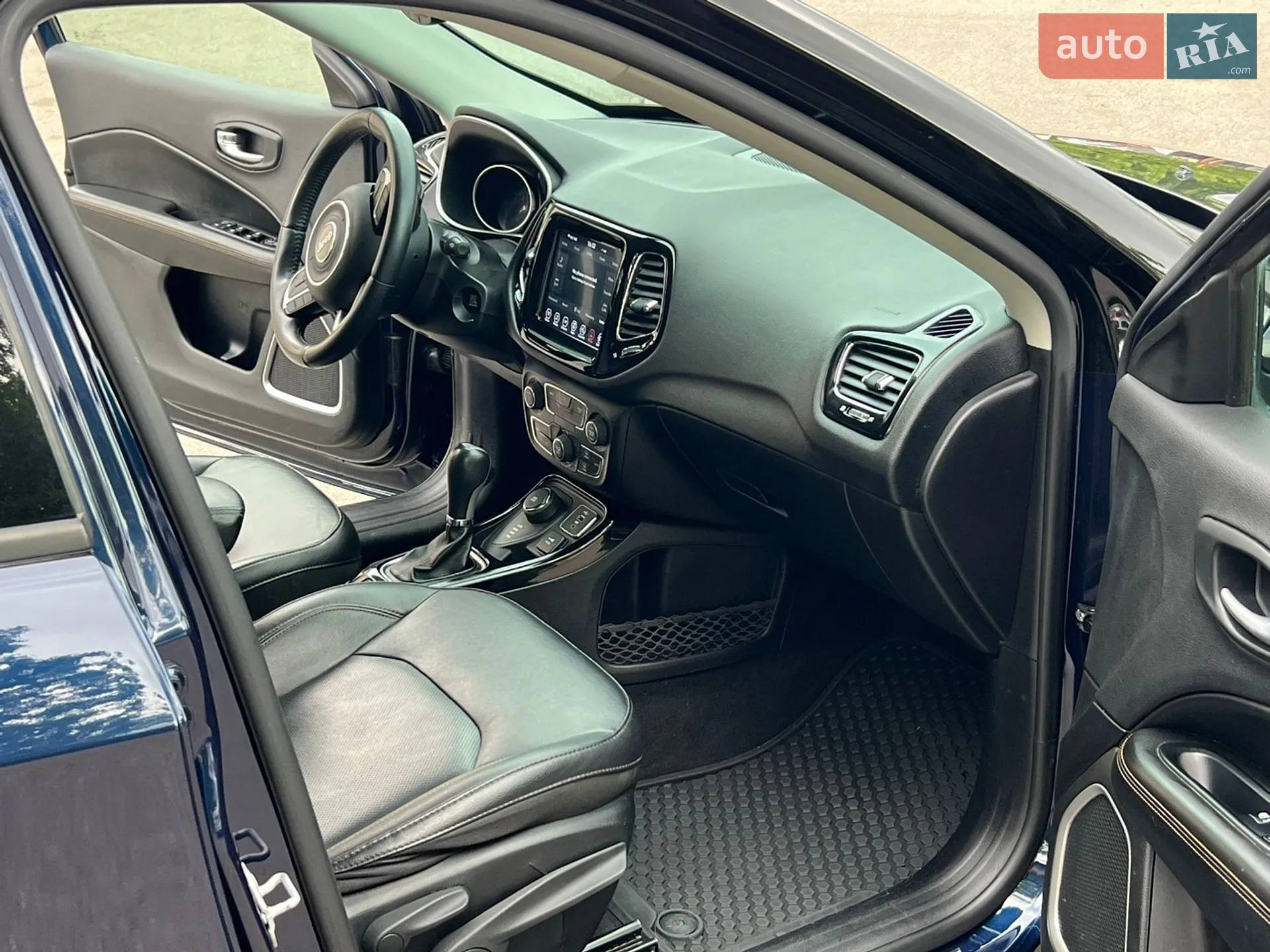 2019 Jeep Compass - мініатюра 38