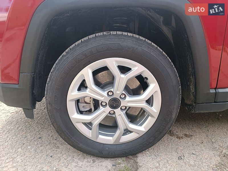 Внедорожник / Кроссовер Jeep Compass 2025 в Глухове