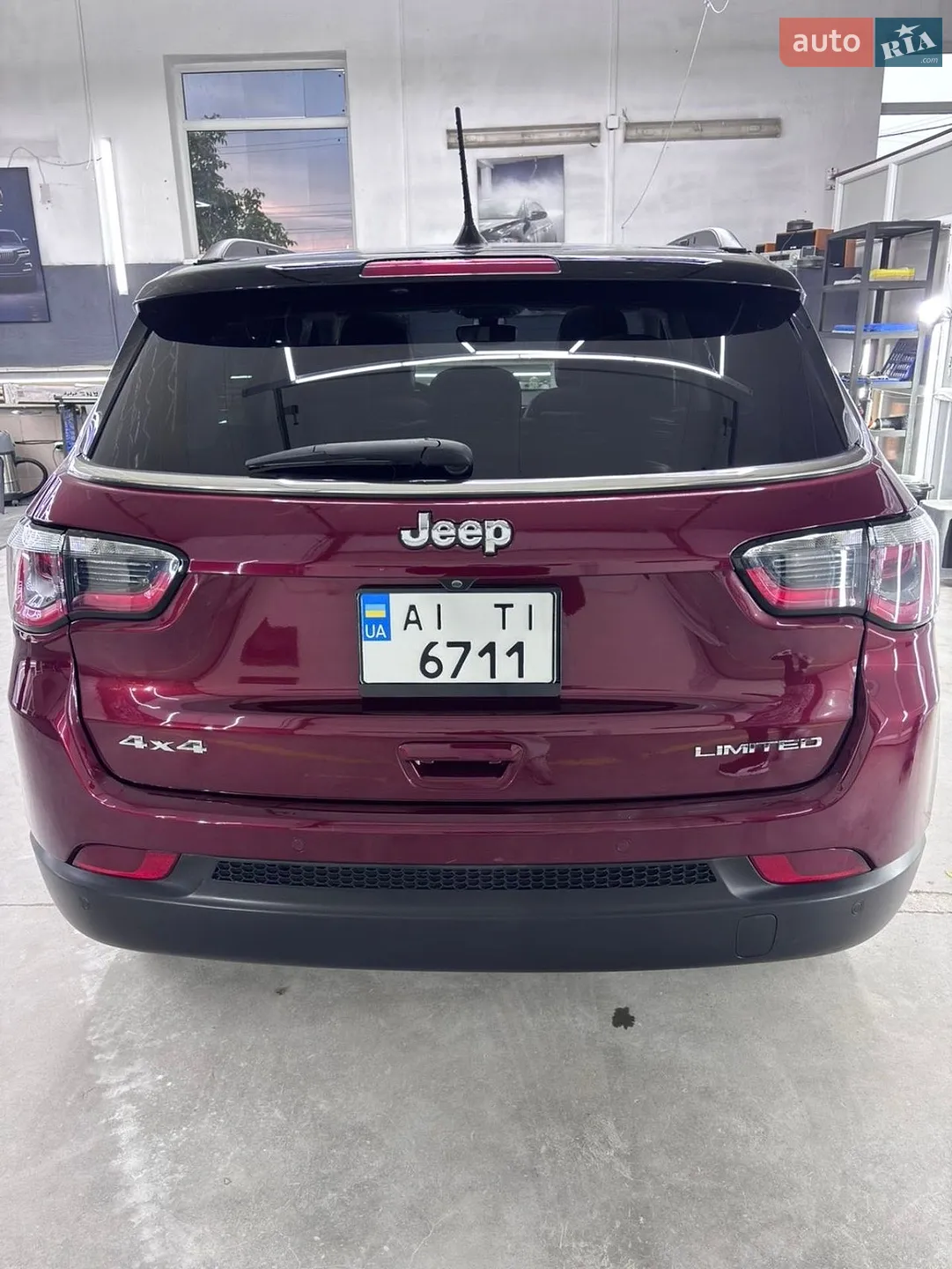 2020 Jeep Compass - мініатюра 12