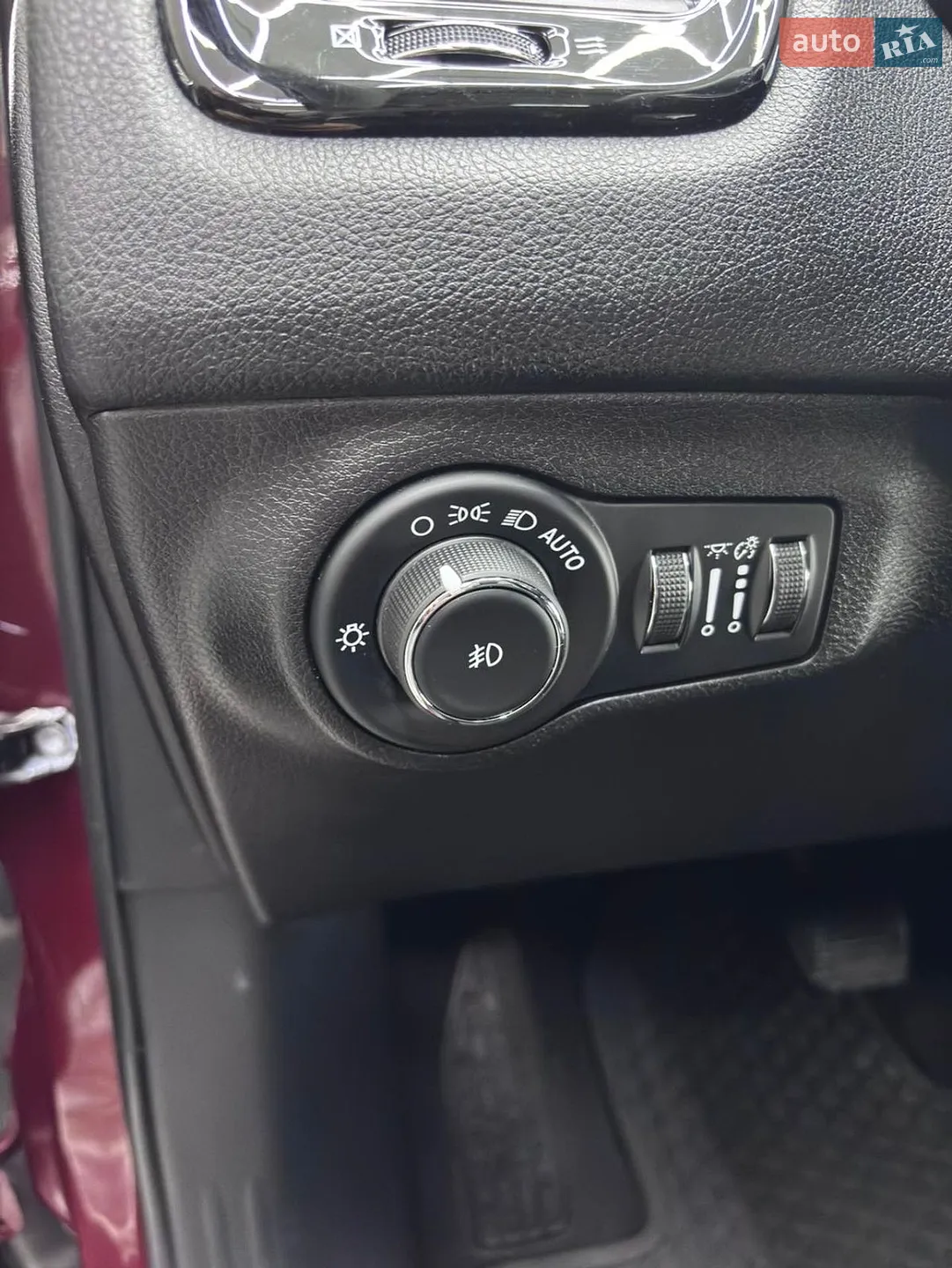 2020 Jeep Compass - мініатюра 27